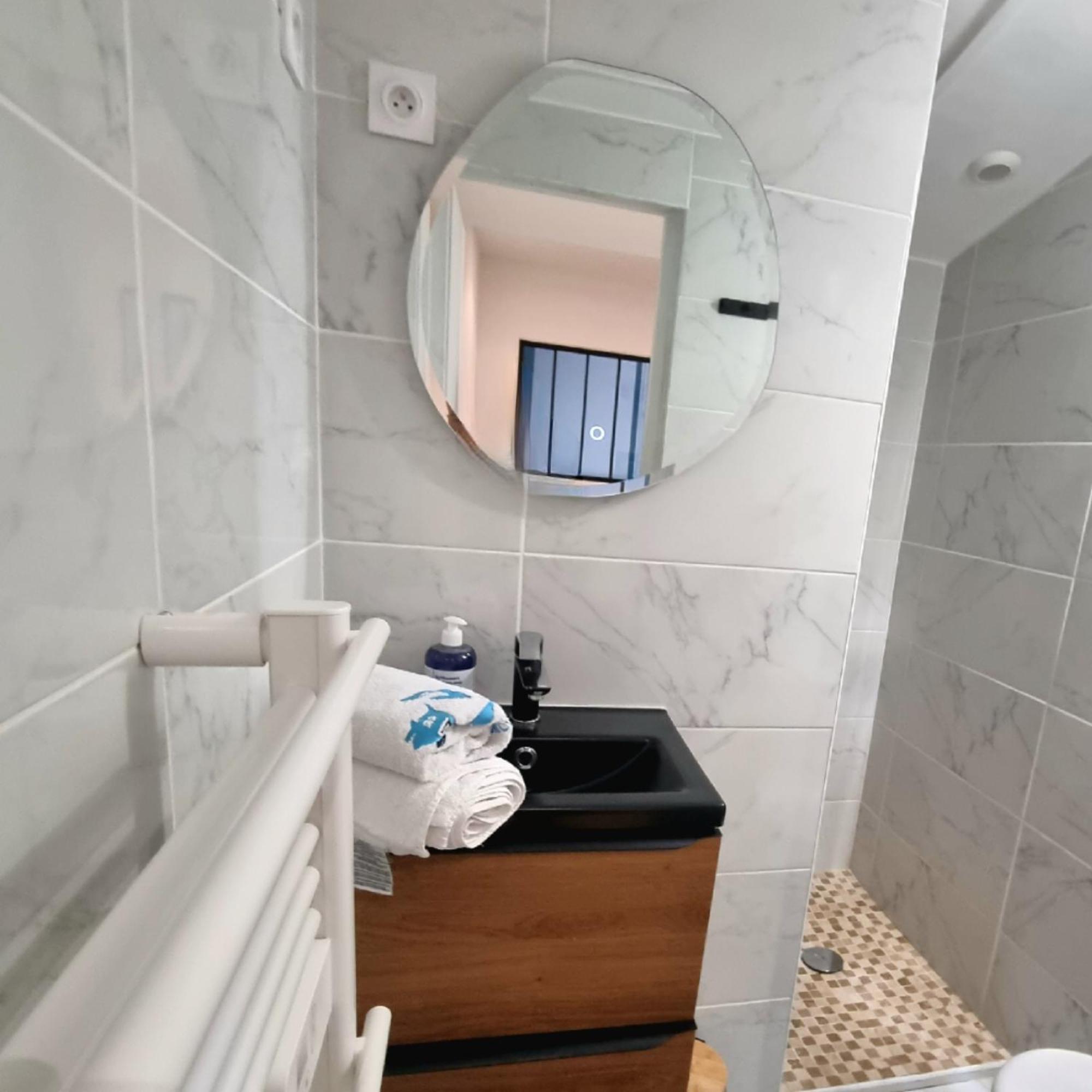 Appart T2 Vieux Port Place Daviel Marseilles Buitenkant foto